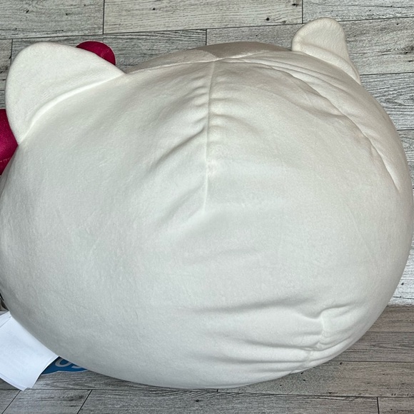 Hello Kitty Pillow - Picture 8 of 8